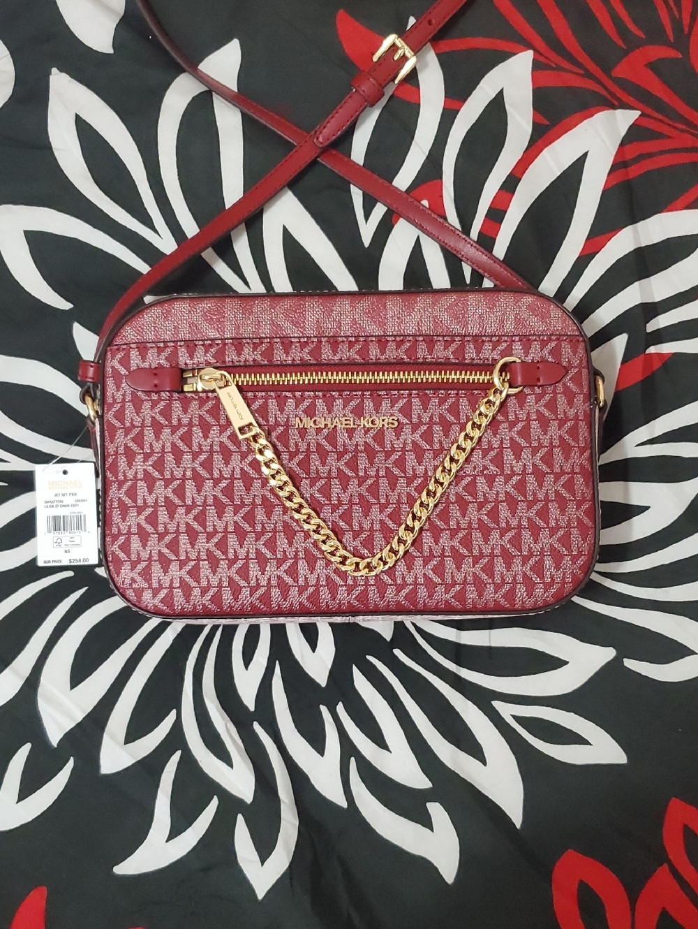 Michael Kors Jet Set Rose Pink & Cherry Signature Logo Crossbody with Gold Chain